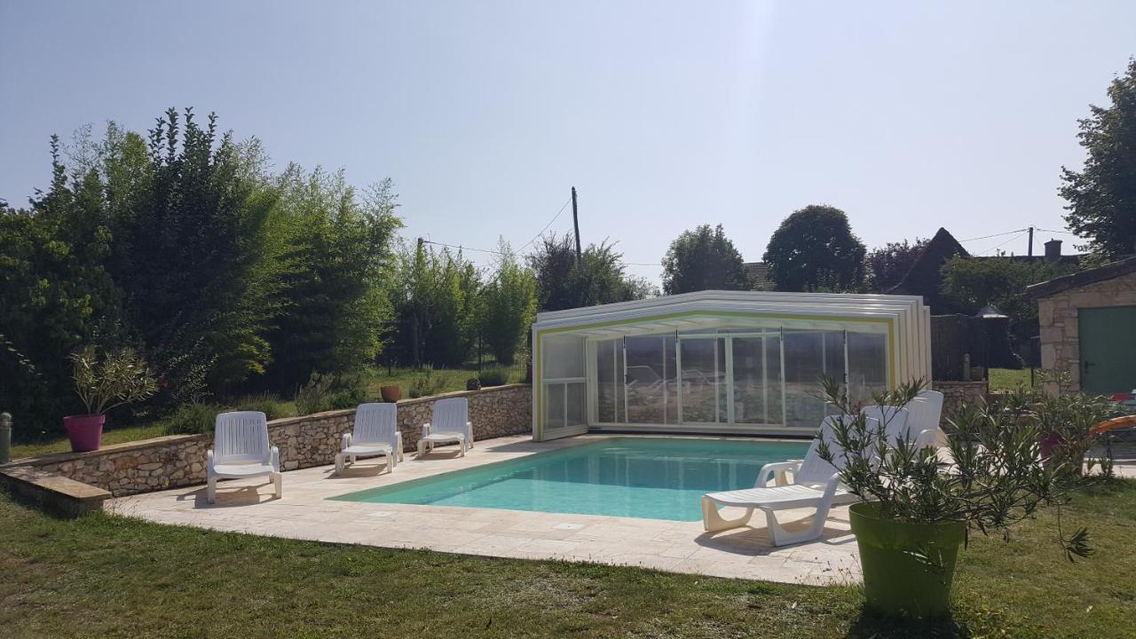 Gite De La Pouvellerie Fossemagne Buitenkant foto